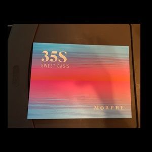 35S morphe eyeshadow Palette